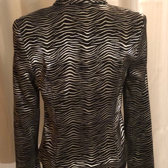 Metallic fitted jacket - Picture 3 of 4